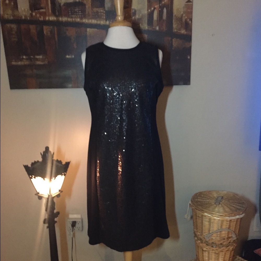 Sequin front center black dress